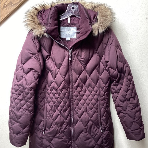 Eddie Bauer Women's Quilted Goose Down Parka with Faux Fur Hood Size Large - Picture 1 of 12